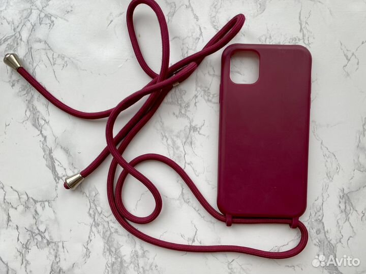 Чехол на iPhone