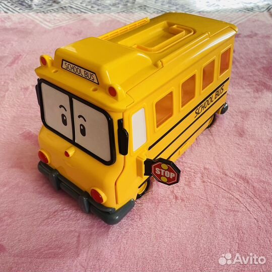 Робокар Поли