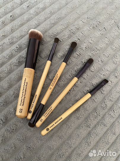 Кисти для макияжа