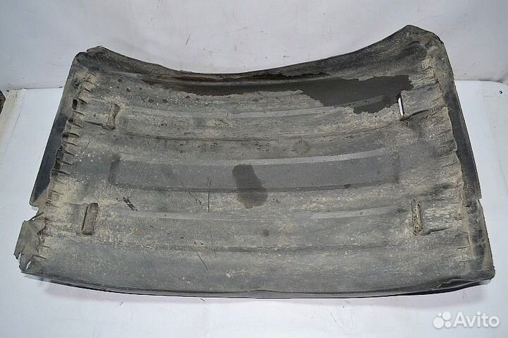 Крыло ведущего моста, верхнее левое volvo FH (01.0