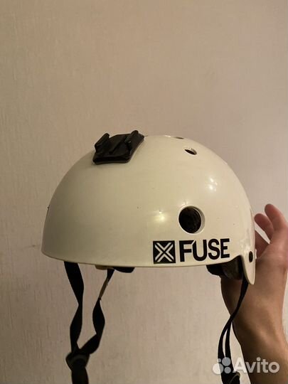 Шлем и наколенники fuse