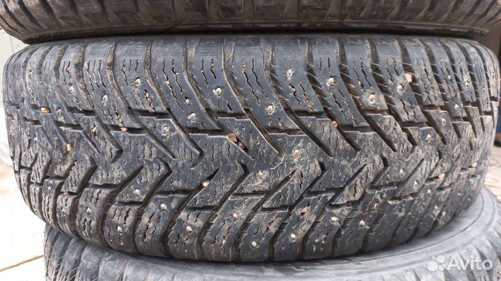 Nokian Tyres Hakkapeliitta 8 SUV 225/65 R17