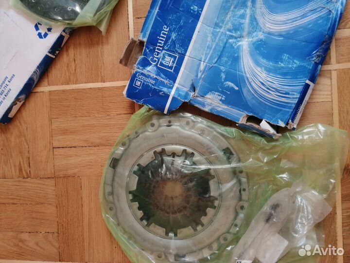 Трансмисия, привод, сцепление