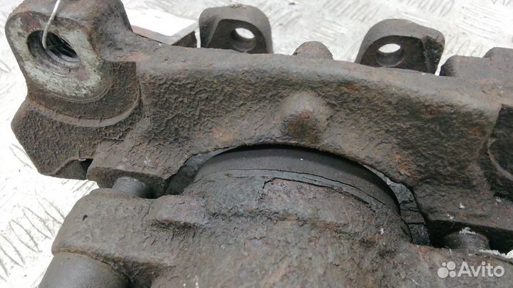 Суппорт передний левый Volvo V60 2013 1583140