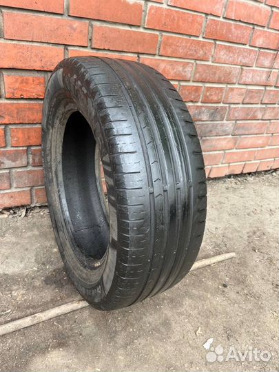 Continental ContiPremiumContact 5 215/60 R16