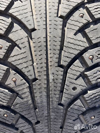 Nokian Tyres Hakkapeliitta 5 SUV 285/60 R18 116