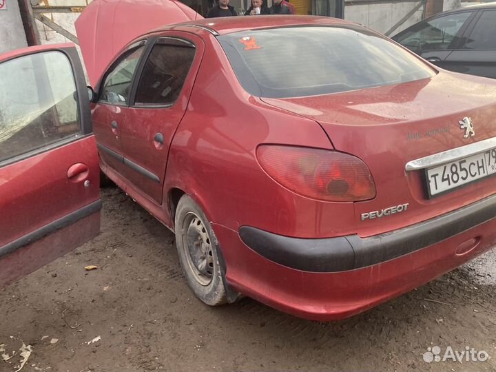 Peugeot 206 в разбор