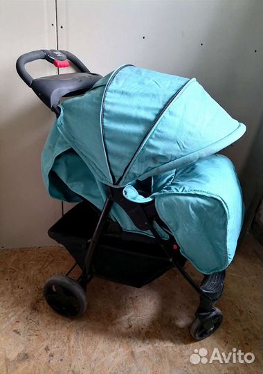 Прогулочная коляска rich family
