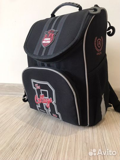 Рюкзак школьный