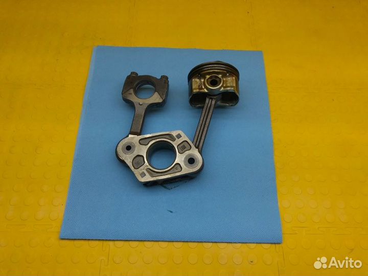 Поршень с шатуном Infiniti Qx50 J55 KR20 012800A