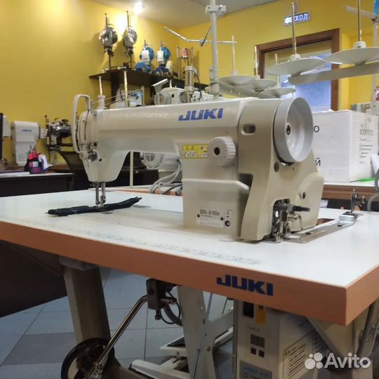 Промышленная прямострочная машина Juki 8100