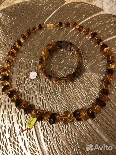 Бусы и браслет из янтаря
