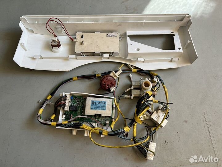 Модуль стиральной машины zanussi ZWS281