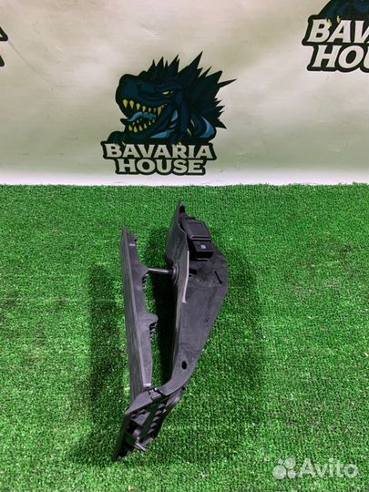 Педаль газа Bmw 5 E60 N62B48B 2008