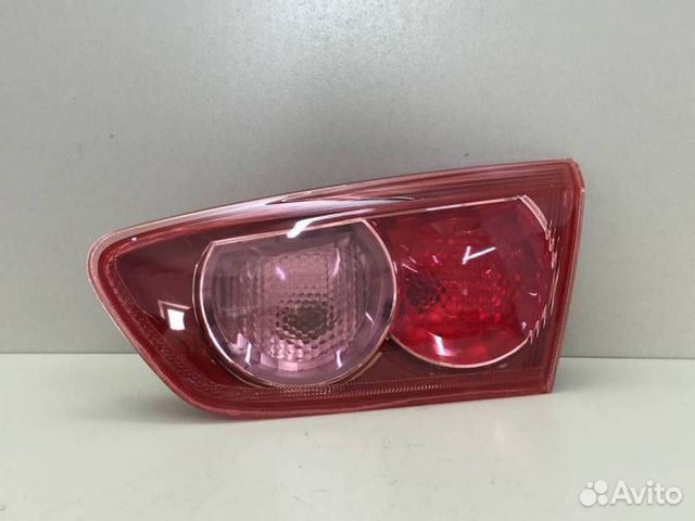 Фонарь задний внутренний правый Mitsubishi Lancer