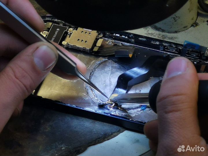 Ремонт iPhone 12 / айфона 12 с гарантией