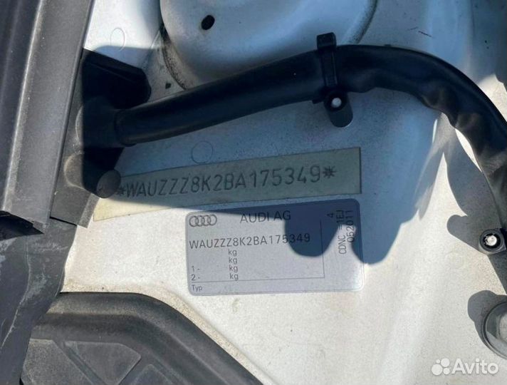 В разборе Audi A4 Avant (B8) 2011г. 