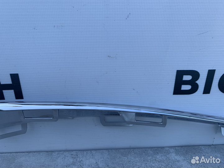 Молдинг переднего бампера Mercedes A1178855000