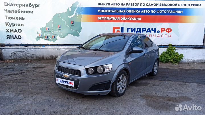 Замок двери задней левой Chevrolet Aveo (T300) 135