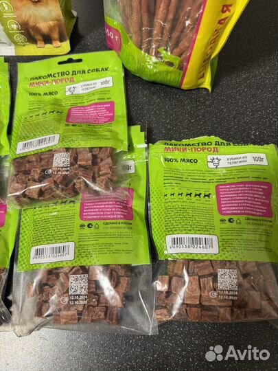 Корм и лакомства для мини собак