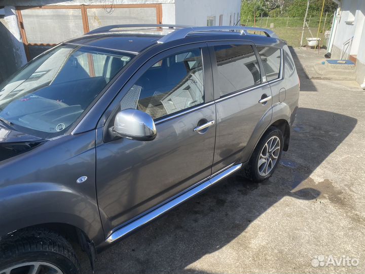 Citroen C-Crosser 2.4 CVT, 2009, битый, 160 000 км