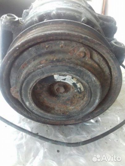 Компрессор кондиционера Volkswagen Passat B5