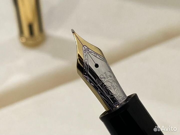 Montblanc перьевая ручка