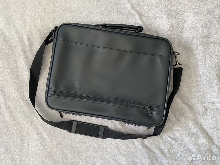 Сумка для ноутбука кожаная