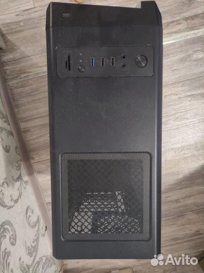 Корпус aerocool cylon