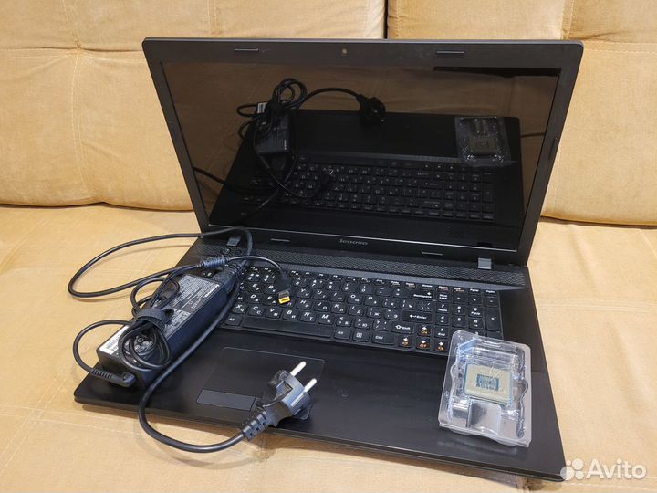 Ноутбук Lenovo G700 на запчасти/ремонт