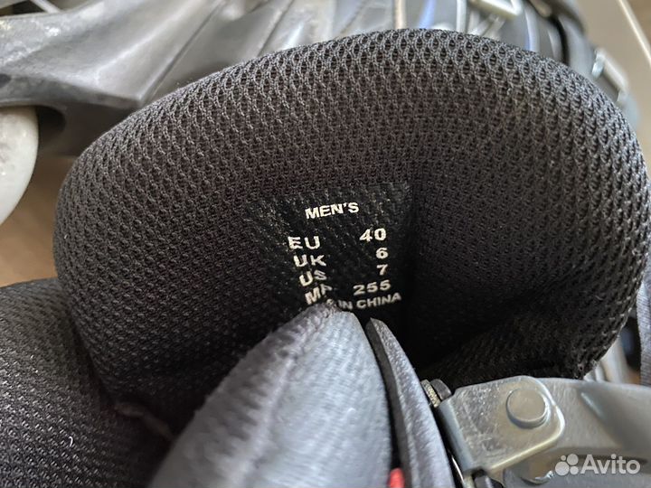 Ролики Roces + комплект защиты