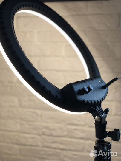 Кольцевая лампа 35см