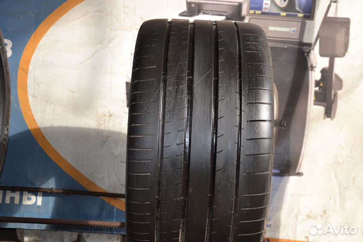 Michelin Pilot Super Sport 305/30 R19 102Y