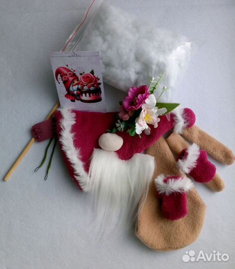 Подарочный набор. Самостоятельная сборка гнома