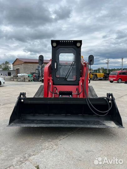 Мини-погрузчик Quadtrac CTL135, 2023