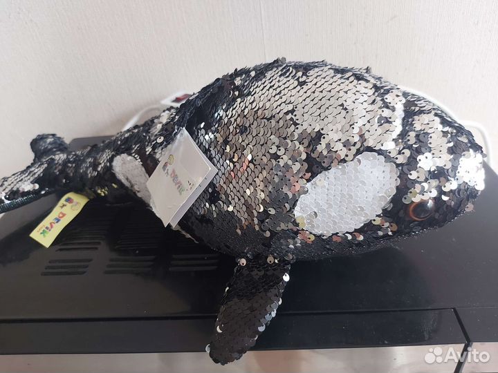 Касатка мягкая с пайетками 45 см новая