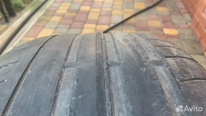 Dunlop SP Sport Maxx GT 245/50 R18 100W