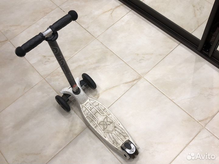 Самокат maxi micro