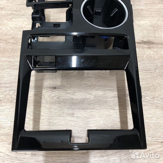 Центральная консоль Kia K5 DL3