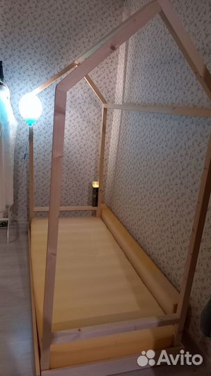 Кровать домик монтессори