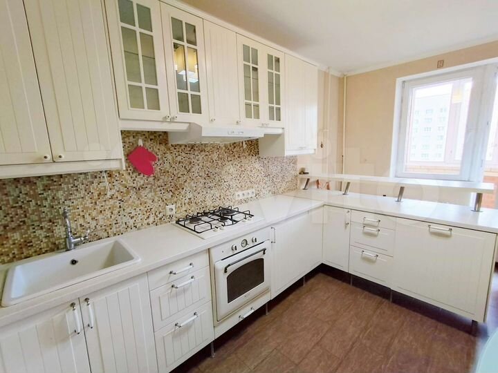 2-к. квартира, 58,1 м², 6/10 эт.