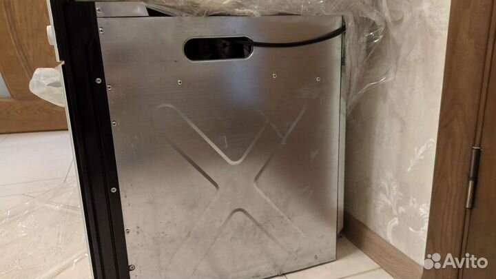 Духовой шкаф (новый) Zigmund & Shtain BN 20.504W