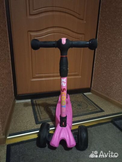 Самокат детский трехколесный