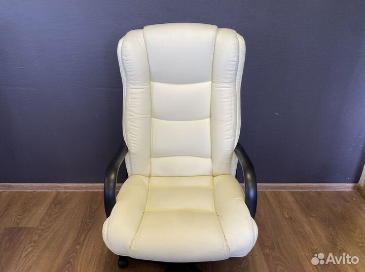 Офисное кресло новое