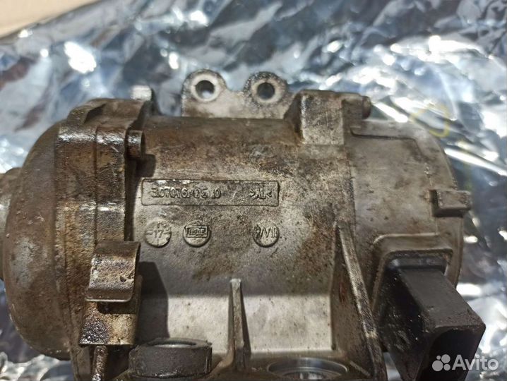 Помпа водяная электро для BMW