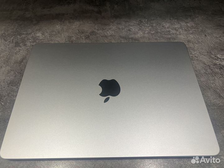 Macbook air 13 m2 8 512