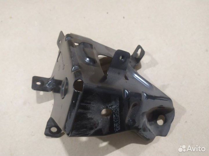 Кронштейн задний правый Mercedes Glk Х204