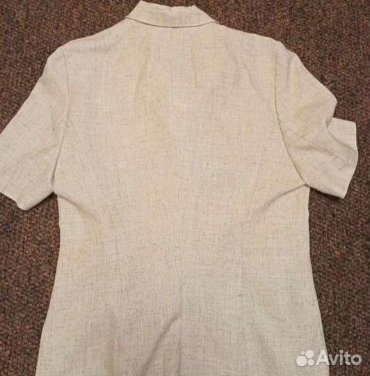 Льняная юбка и пиджак