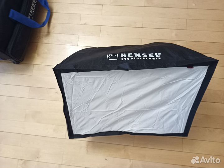 Набор студийного света Hensel 500 Pro