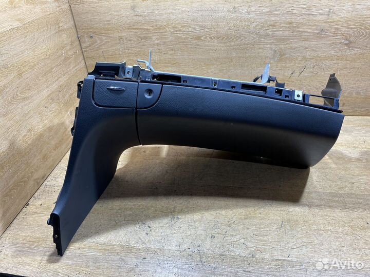 Бардачок Mercedes E W211 №2